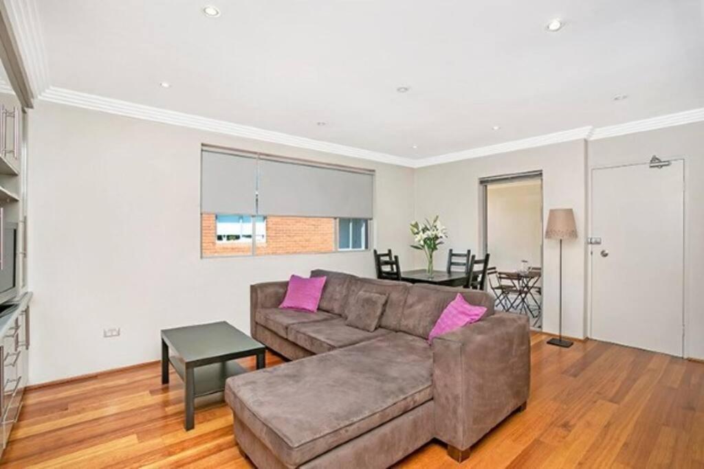 Coogy - Coogee Gem: Short Walk To Coogee Apartment